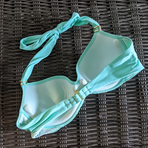 🔥 Victoria's Secret Bikini Top - Picture 3 of 4